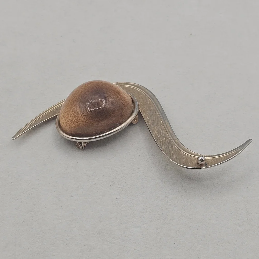 Abstract Bird Brooch Wood Cabochon Gold Tone Modernist Mid Century MCM Pin